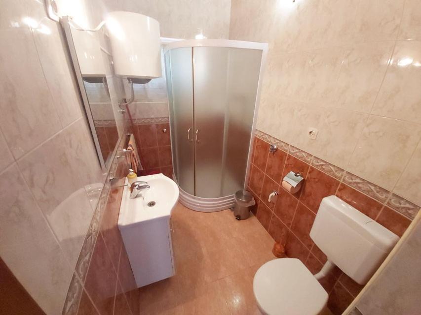 Apartments Carmen Vinišće Екстериор снимка