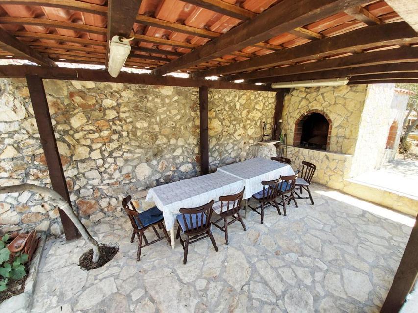 Apartments Carmen Vinišće Екстериор снимка
